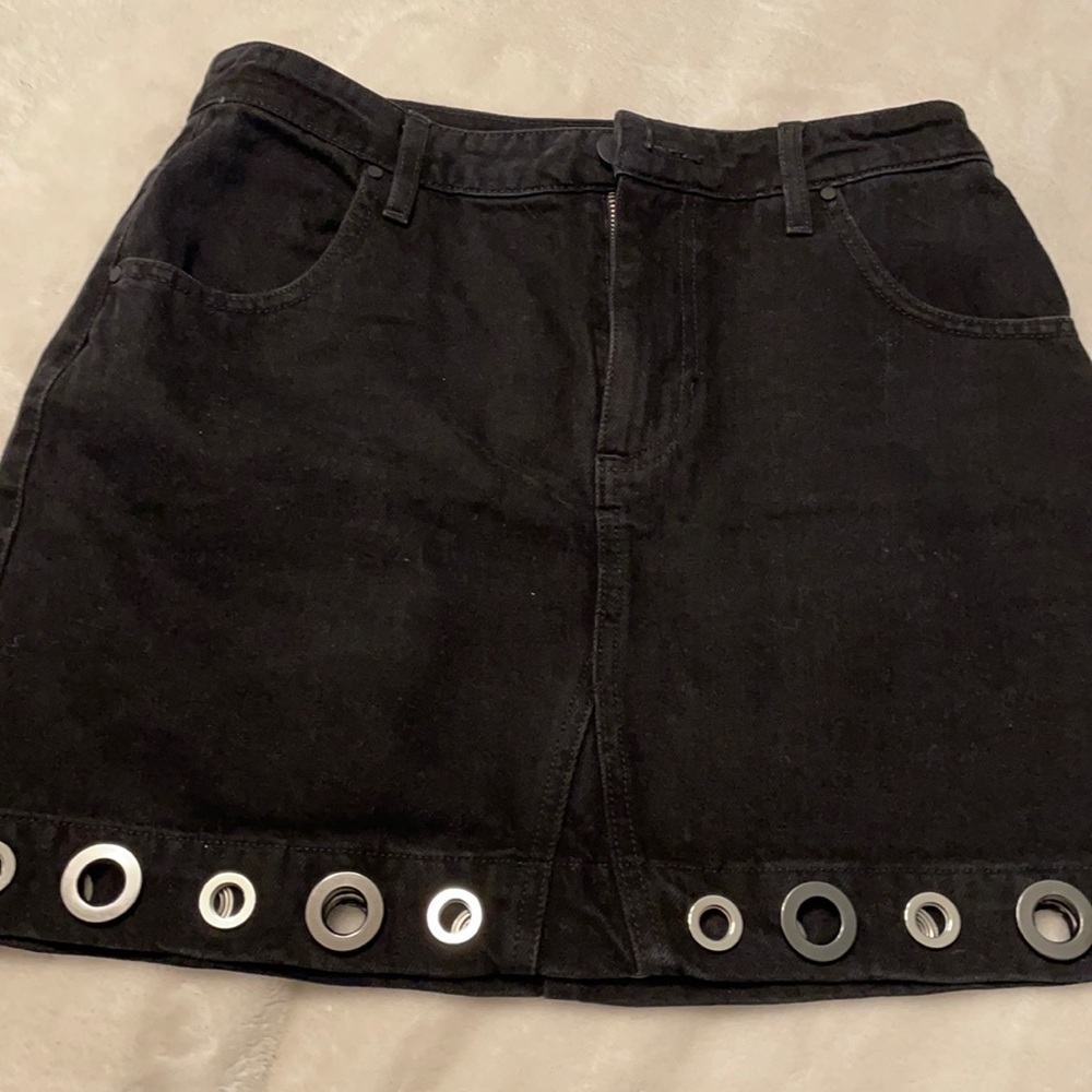 Guess Denim Skirt - Size Small